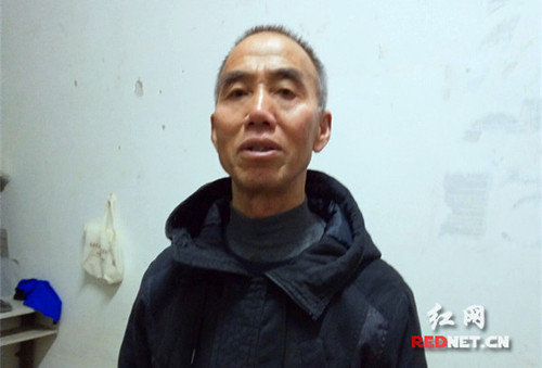 九州线上平台退休宿管大爷给学生写“情诗”